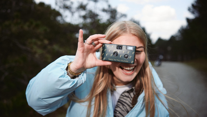 Eline with camera